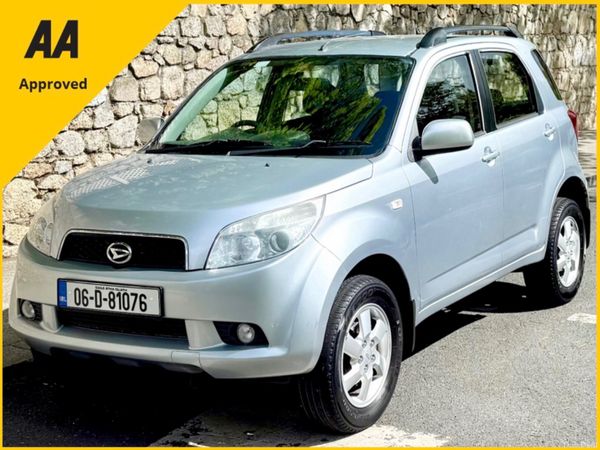 Daihatsu Terios SUV, Petrol, 2006, Silver