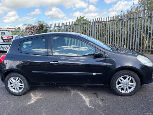 Renault Clio Hatchback, Diesel, 2008, Black
