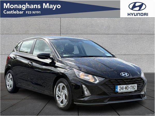 Hyundai i20 Hatchback, Petrol, 2024, Black