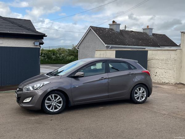Hyundai i30 Hatchback, Diesel, 2014, Bronze