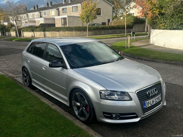 Audi A3 Hatchback, Diesel, 2009, Silver