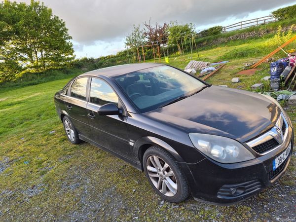 Vauxhall Vectra Hatchback, Diesel, 2009, Black
