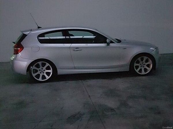 BMW 1-Series Hatchback, Petrol, 2008, Silver
