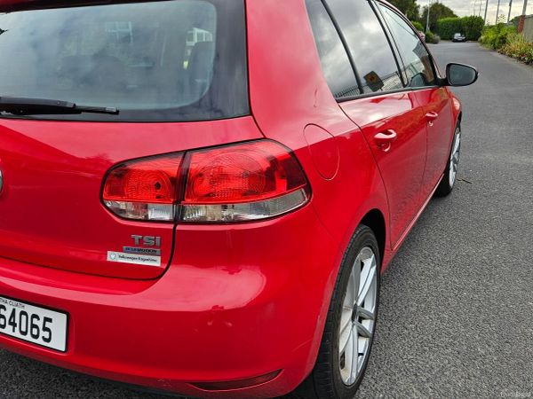 Volkswagen Golf Hatchback, Petrol, 2012, Red