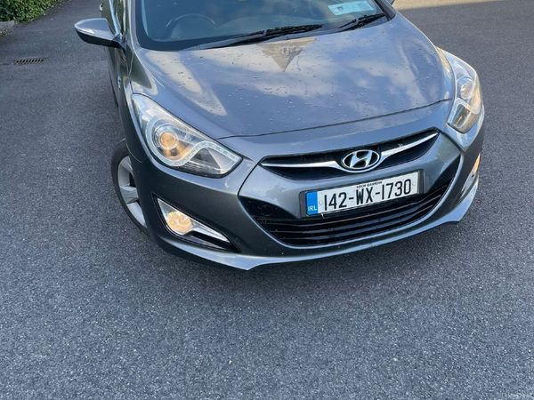 Hyundai i40 Saloon, Diesel, 2014, Silver