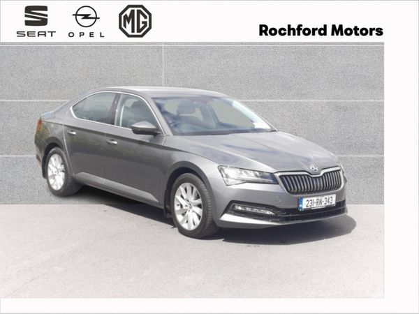 Skoda Superb Hatchback, Diesel, 2023, Grey