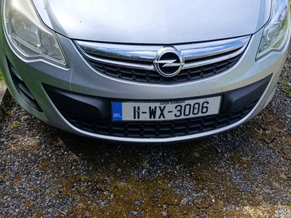 Opel Corsa Hatchback, Diesel, 2011, Silver