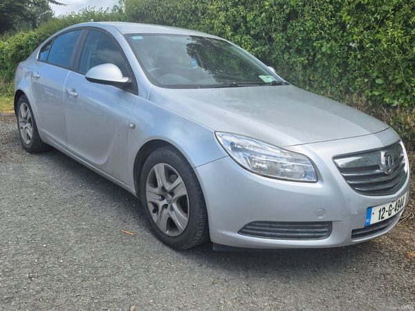Vauxhall Insignia Hatchback, Diesel, 2012, Silver