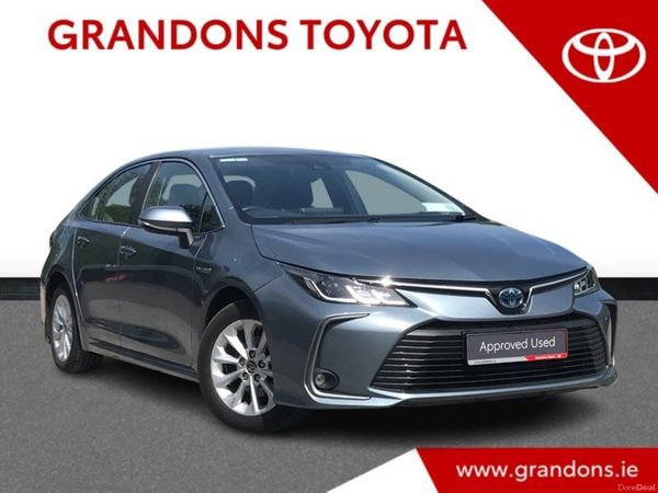 Toyota Corolla Saloon, Petrol Hybrid, 2022, Grey
