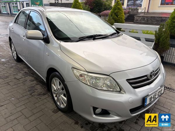 Toyota Corolla Saloon, Petrol, 2010, Silver