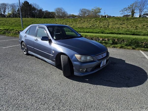 Lexus IS Saloon, Petrol, 2005, Blue
