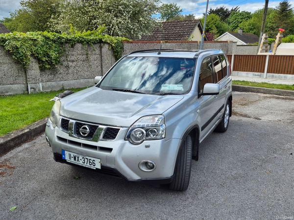 Nissan X-Trail SUV, Diesel, 2011, Silver