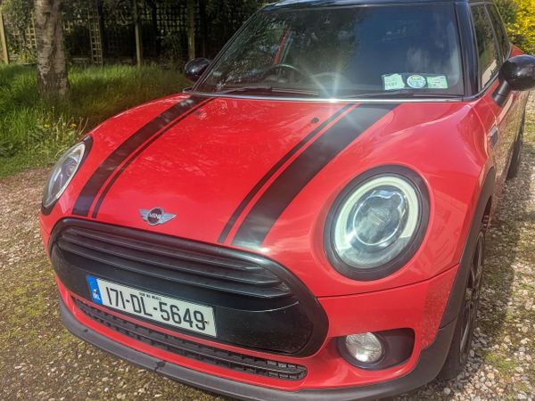 Mini Cooper Hatchback, Petrol, 2017, Red