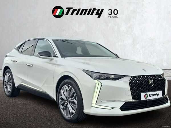 DS Automobiles DS 4 Estate, Petrol, 2023, White