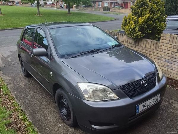 Toyota Corolla Hatchback, Petrol, 2004, Grey