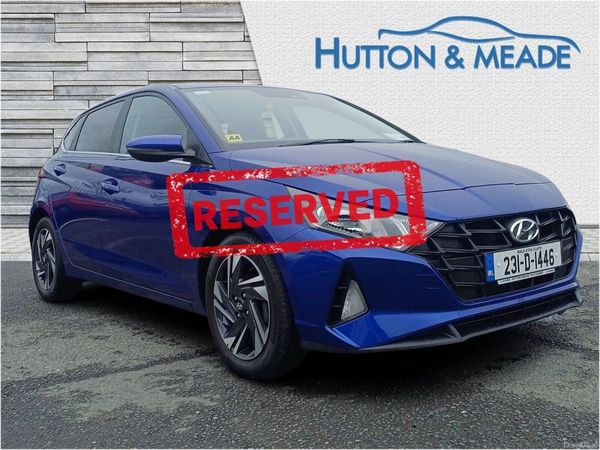 Hyundai i20 Hatchback, Petrol, 2023, Blue