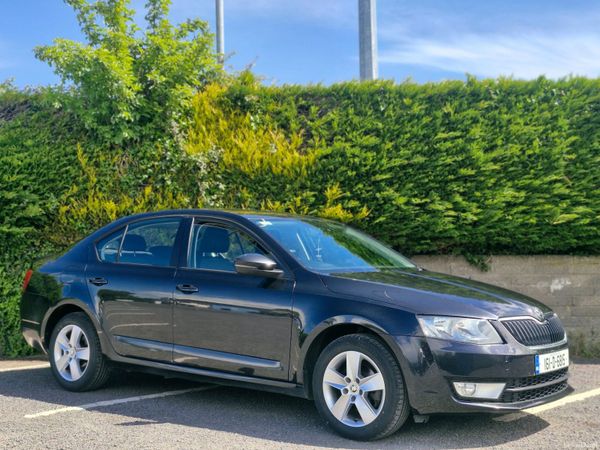Skoda Octavia Saloon, Diesel, 2016, Black