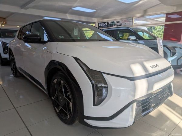 Kia EV4 Hatchback, Electric, 2026, White