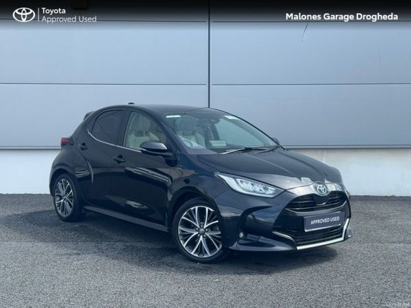 Toyota Yaris Hatchback, Petrol Hybrid, 2023, Black