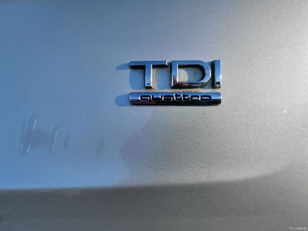 Audi Q5 SUV, Diesel, 2011, Silver