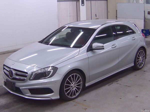 Mercedes-Benz A-Class Hatchback, Petrol, 2015, Red