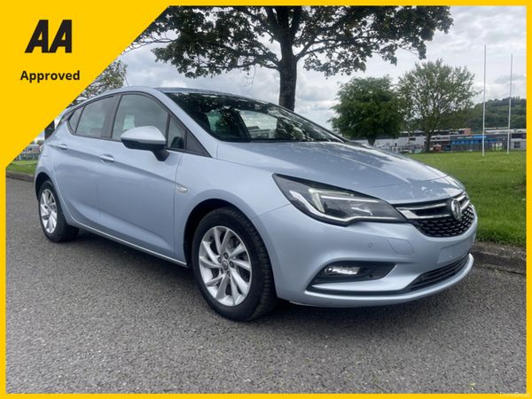 Opel Astra Hatchback, Diesel, 2019, Silver