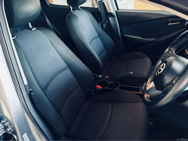 Mazda Mazda2 Hatchback, Petrol, 2015, Grey