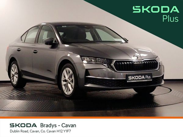 Skoda Octavia Hatchback, Diesel, 2025, Grey