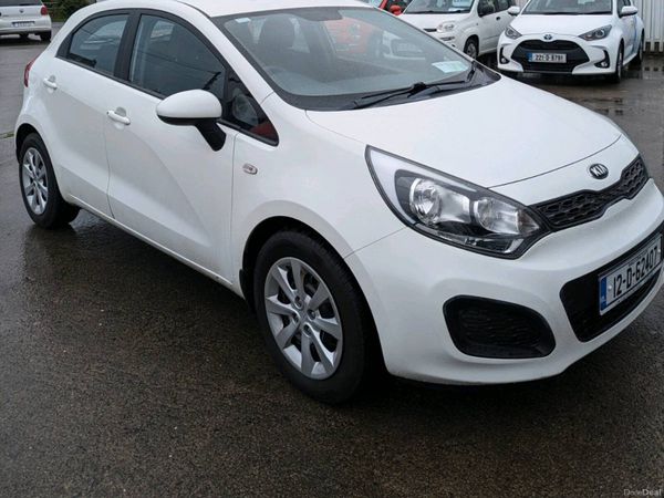 Kia Rio Hatchback, Petrol, 2012, White
