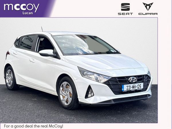 Hyundai i20 Hatchback, Petrol, 2022, White
