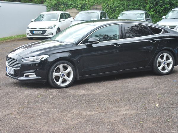 Ford Mondeo Hatchback, Diesel, 2016, Black