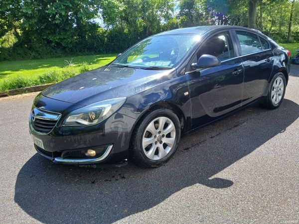 Opel Insignia Hatchback, Diesel, 2016, Black