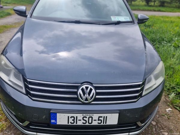 Volkswagen Passat Saloon, Diesel, 2013, Grey