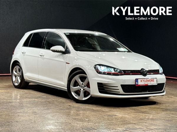 Volkswagen Golf Hatchback, Petrol, 2017, White