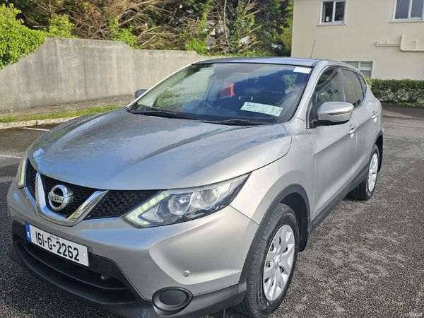 Nissan Qashqai Hatchback, Diesel, 2016, Silver