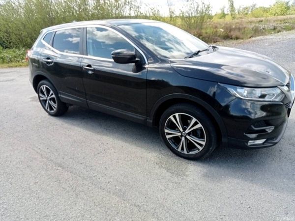 Nissan Qashqai Hatchback, Diesel, 2018, Black