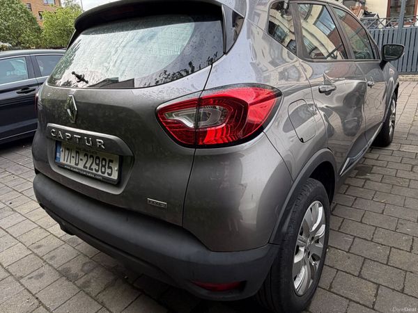 Renault Captur Hatchback, Diesel, 2017, Grey