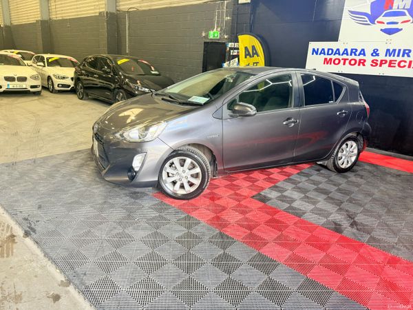 Toyota Aqua Hatchback, Petrol Hybrid, 2014, Grey