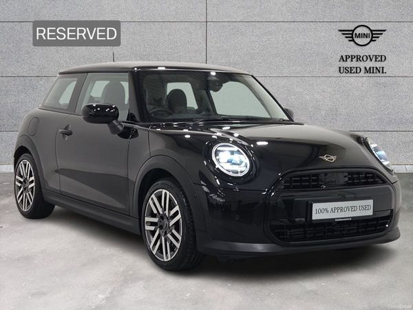 Mini Cooper Hatchback, Petrol, 2025, Black