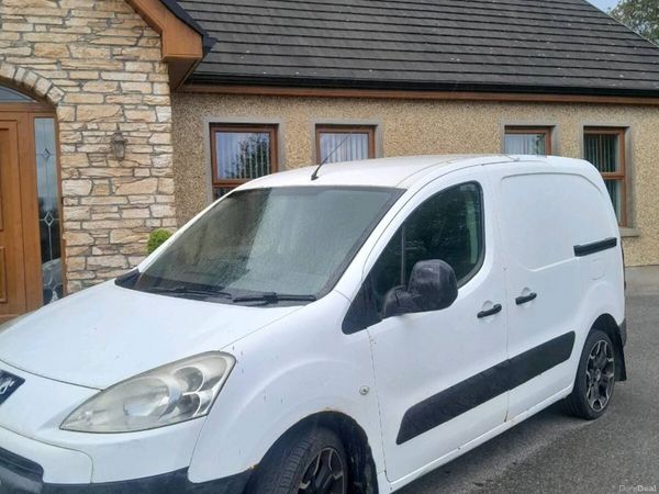 Peugeot Partner Van, Diesel, 2012, White