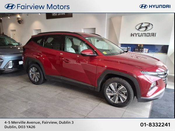 Hyundai Tucson MPV, Petrol Hybrid, 2023, Red