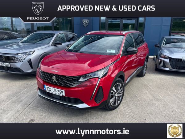 Peugeot 5008 MPV, Petrol, 2022, Red