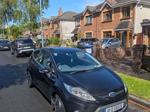 Ford Fiesta Hatchback, Petrol, 2010, Black