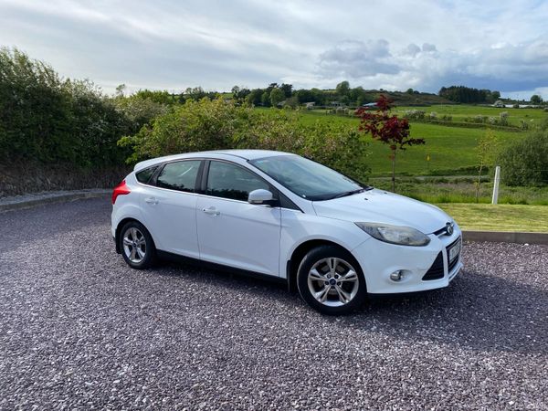 Ford Focus Hatchback, Diesel, 2011, White