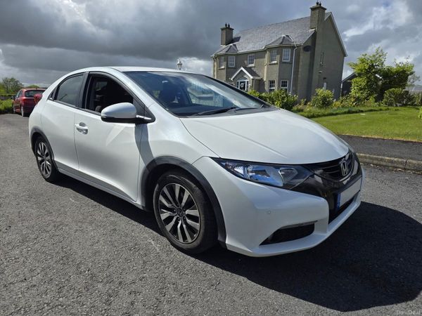 Honda Civic Hatchback, Diesel, 2014, White