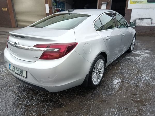 Opel Insignia Hatchback, Diesel, 2016, Silver