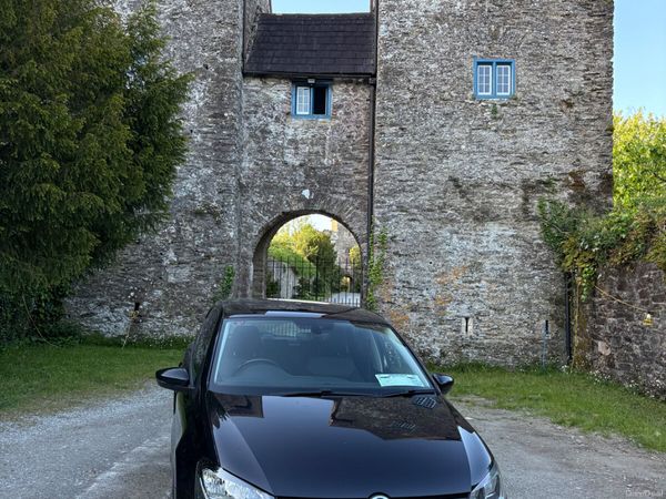 Volkswagen Polo Hatchback, Petrol, 2016, Black