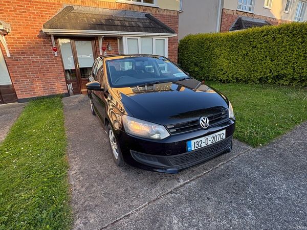 Volkswagen Polo Hatchback, Petrol, 2013, Black