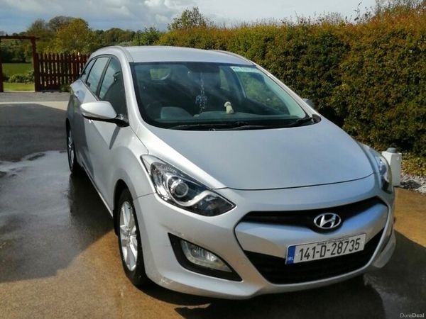 Hyundai i30 Estate/Jeep, Diesel, 2014, Silver