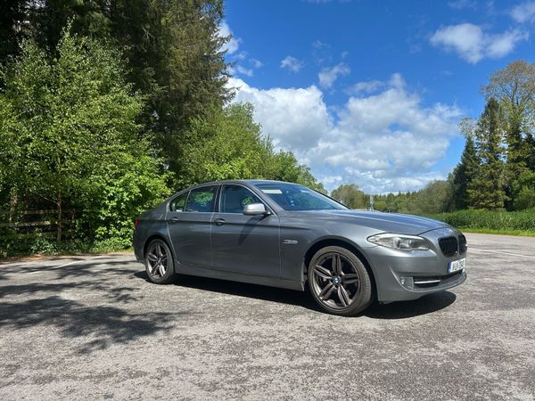 BMW 5-Series Saloon, Diesel, 2011, Grey